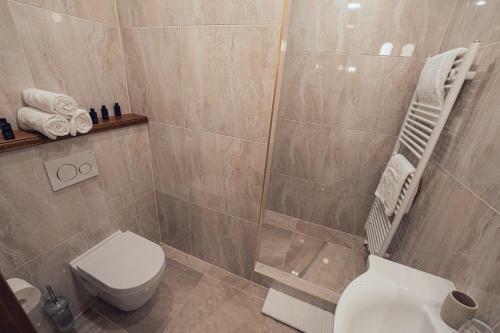 Hotel Svatoj�nsk� Dv?r