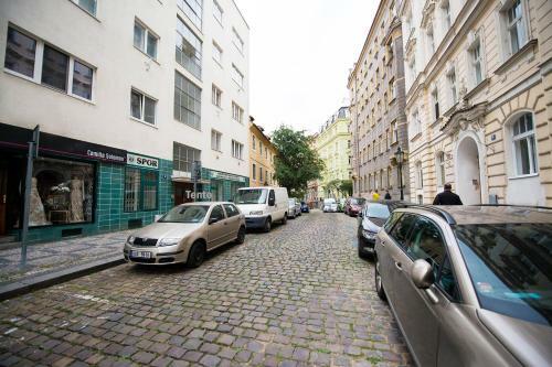 Amavi Kozi Apartment