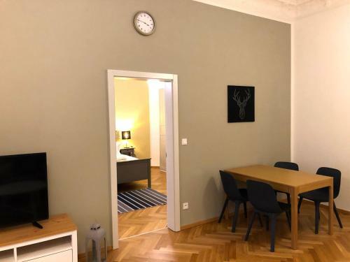 Opera Apartments