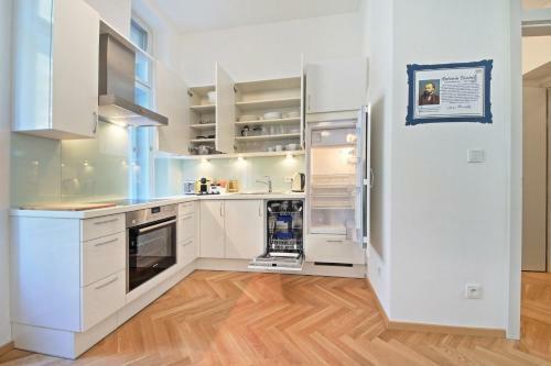 Opera Apartments