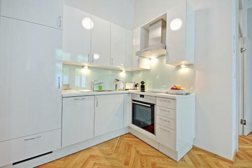 Opera Apartments