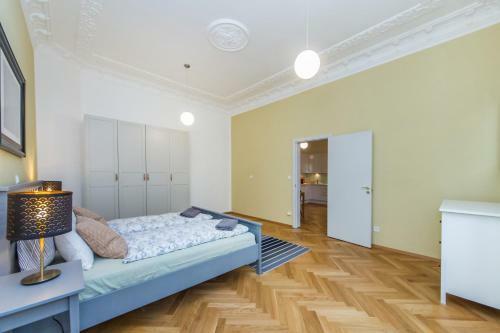 Opera Apartments