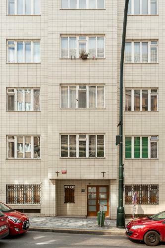 Riverside Apartments Ostrovni