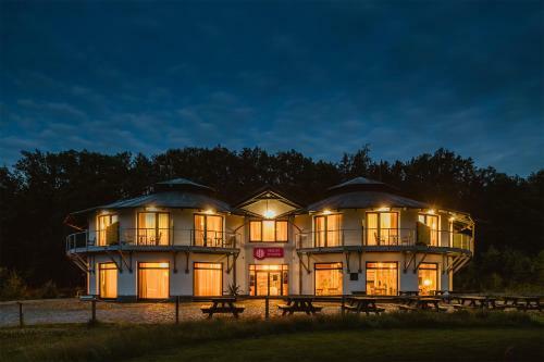 Hotel Dymn�k