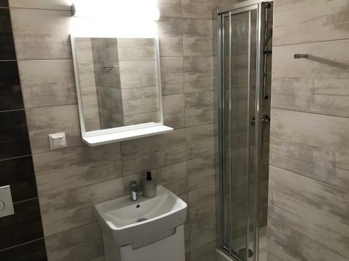 Hostal Bezru?ova ?kola