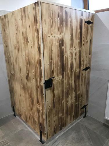 Hostal Bezru?ova ?kola