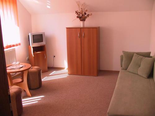 Hostal Pension Piatra Craiului