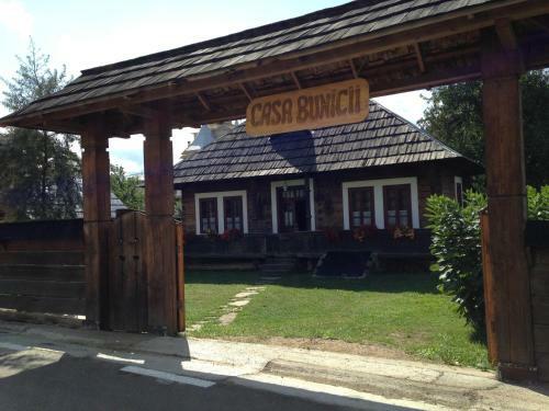 Casa Bunicii Din Bucovina
