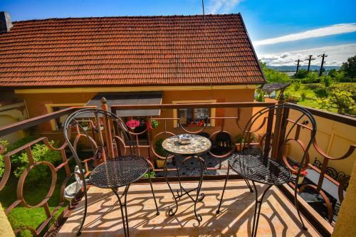 Hostal Vila Sarada