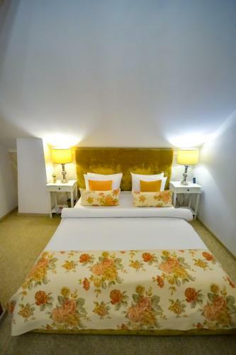 Hostal Vila Sarada