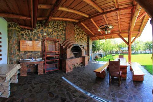 Hostal Pensiunea La Nise