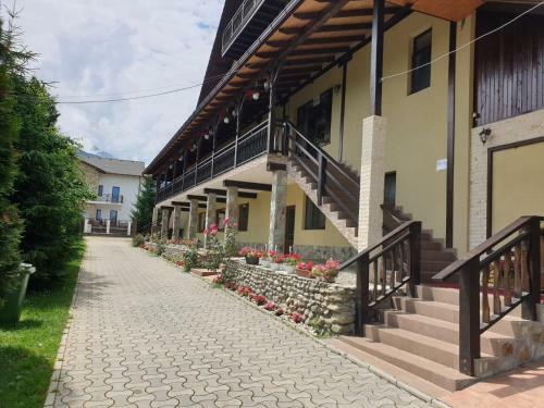 Hostal Pensiunea Roua Muntilor