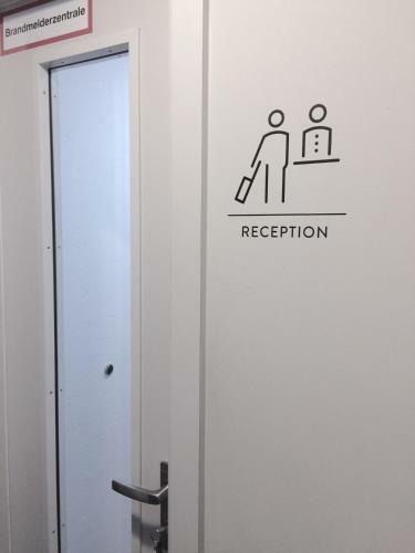 Apartment Near Brandenburg Gate