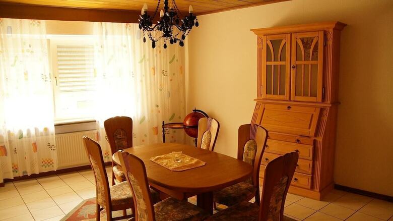 Winzerhotel Und Restaurant Zum Moselstrand
