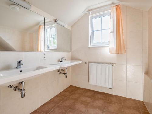 Pleasant Holiday Home In Cochem With Balcony And Garden