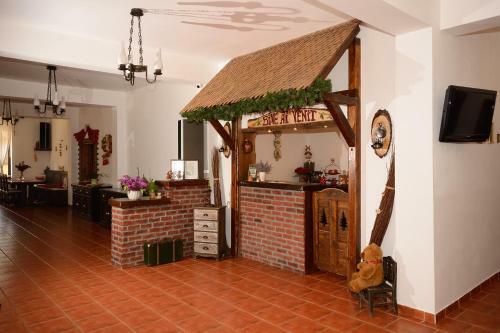Hostal Pensiunea Hora Cu Brazi