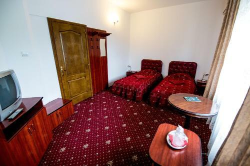 Hostal Pensiunea Crystal