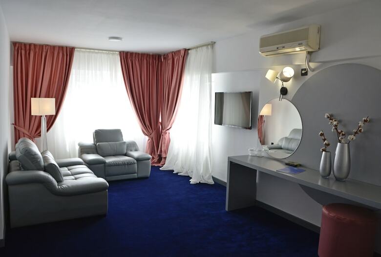 Hotel Europolis