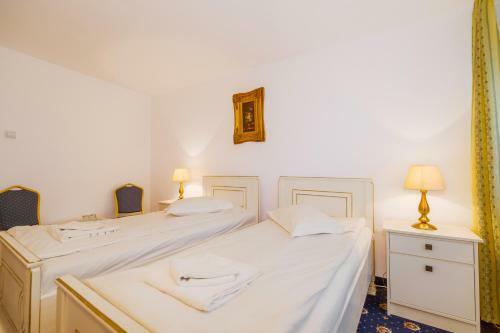 Hotel Cetate Imparatul Romanilor