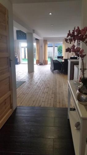 Ferienhaus - Seestra�e 8