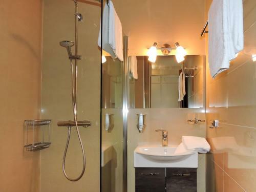Apartment B 110