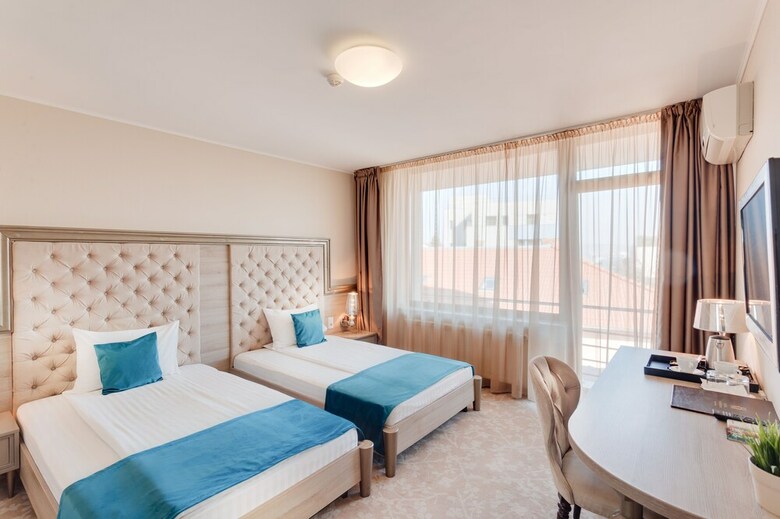 Hotel Meridian