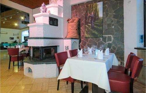 Three-bedroom Holiday Home In Gerolstein