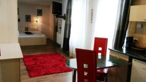 Lucas Aparthotel