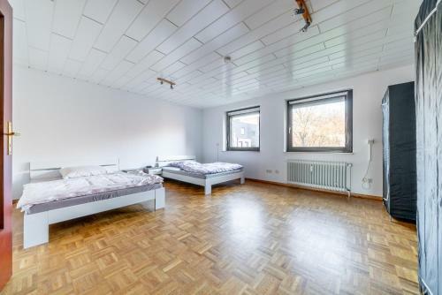 Id 6963 - Private Apartment