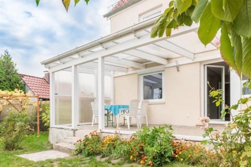 Id 4764 | Private House