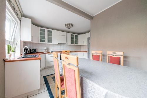 Id 4764 | Private House