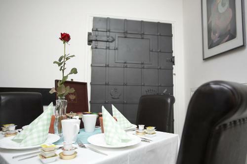 Hostal Pension Konopiste