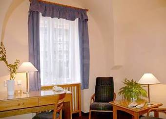 Hotel Zatkuv Dum