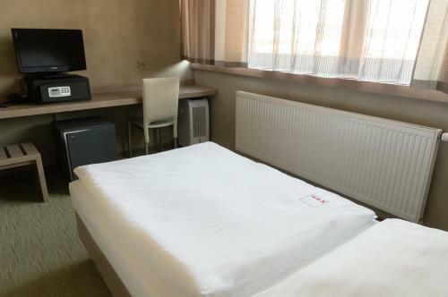 Hotel Pivotel Mmx