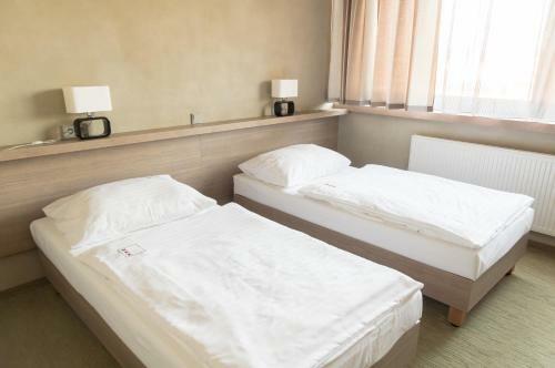 Hotel Pivotel Mmx