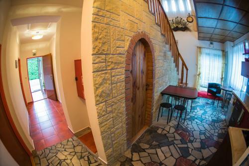 Hostal Penzion Vila Tenis