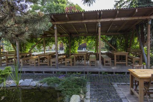 Hostal Penzion Ve Stoleti