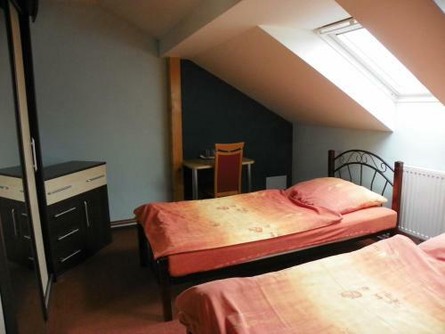 Hostal Hostinec A Penzion U Sv. Mikul�?e