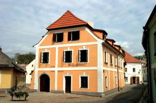 Hostal Penzion Na 15. Poledn�ku