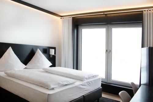 Men Hotel