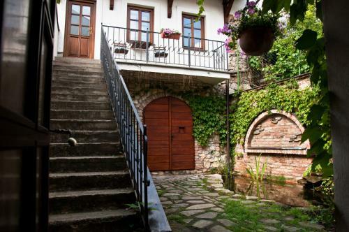 Hostal Pension Vin�rna Fajka