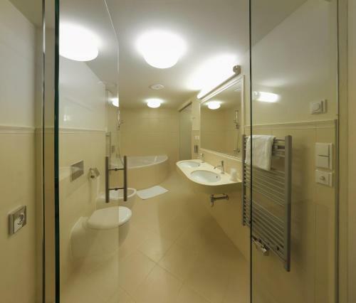 Esmarin Wellness Hotel