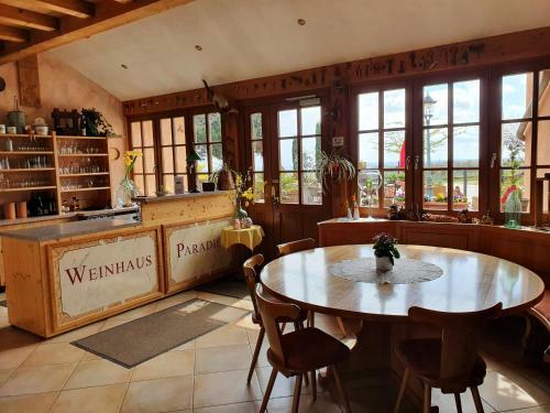 Bed & Breakfast Weinhaus Paradies