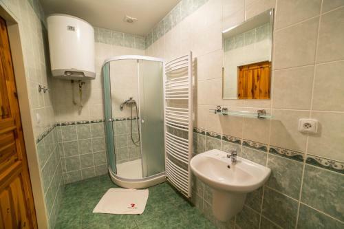 Hostal Farma Pt�rov