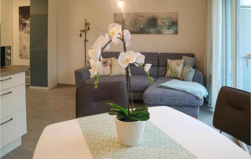 Awesome Apartment In Graal-m�ritz W/ 1 Bedrooms