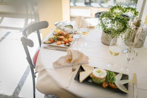 Hotel Gasthaus & Pension Mohren