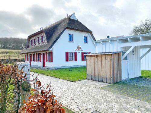 Doppelhaush�lfte Freyh 1 Am Golfplatz