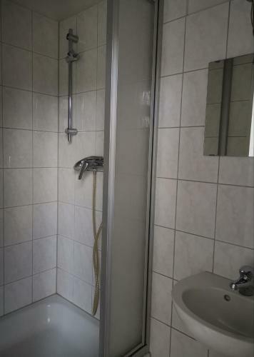 Hostal Restaurant Und Pension Akropolis
