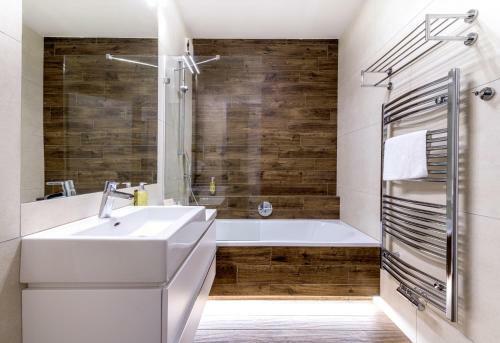 Aparthotel Hotel Pecr
