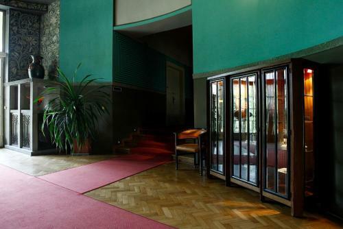 Hotel Chateau Kot?ra
